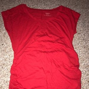 Red tee motherhood maternity size M with crochet